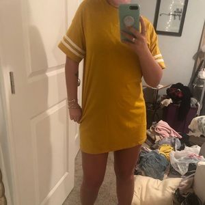 Mustard yellow t-shirt dress